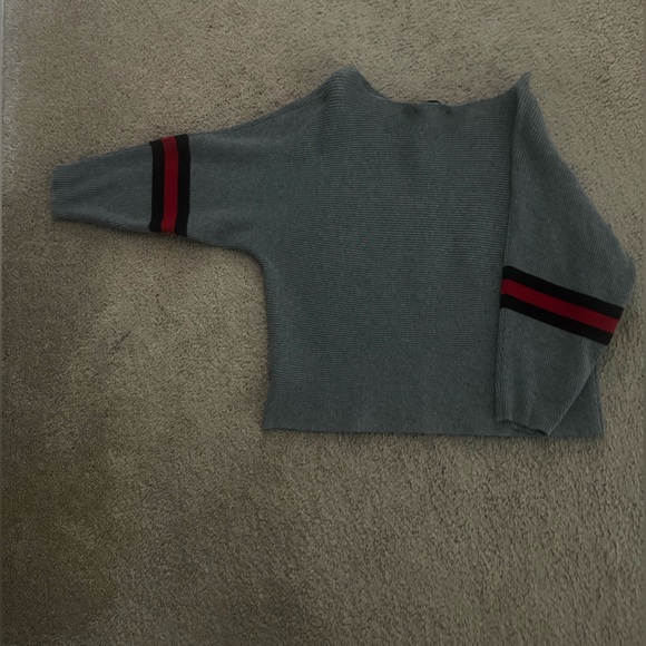 Gray Knit Top with Red & Black Stripe Detail - Picture 5 of 6